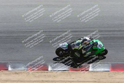 media/Jun-26-2022-CRA (Sun) [[122d0e5426]]/Race 13 (Expert 1000 Superbike)/Start Finish/